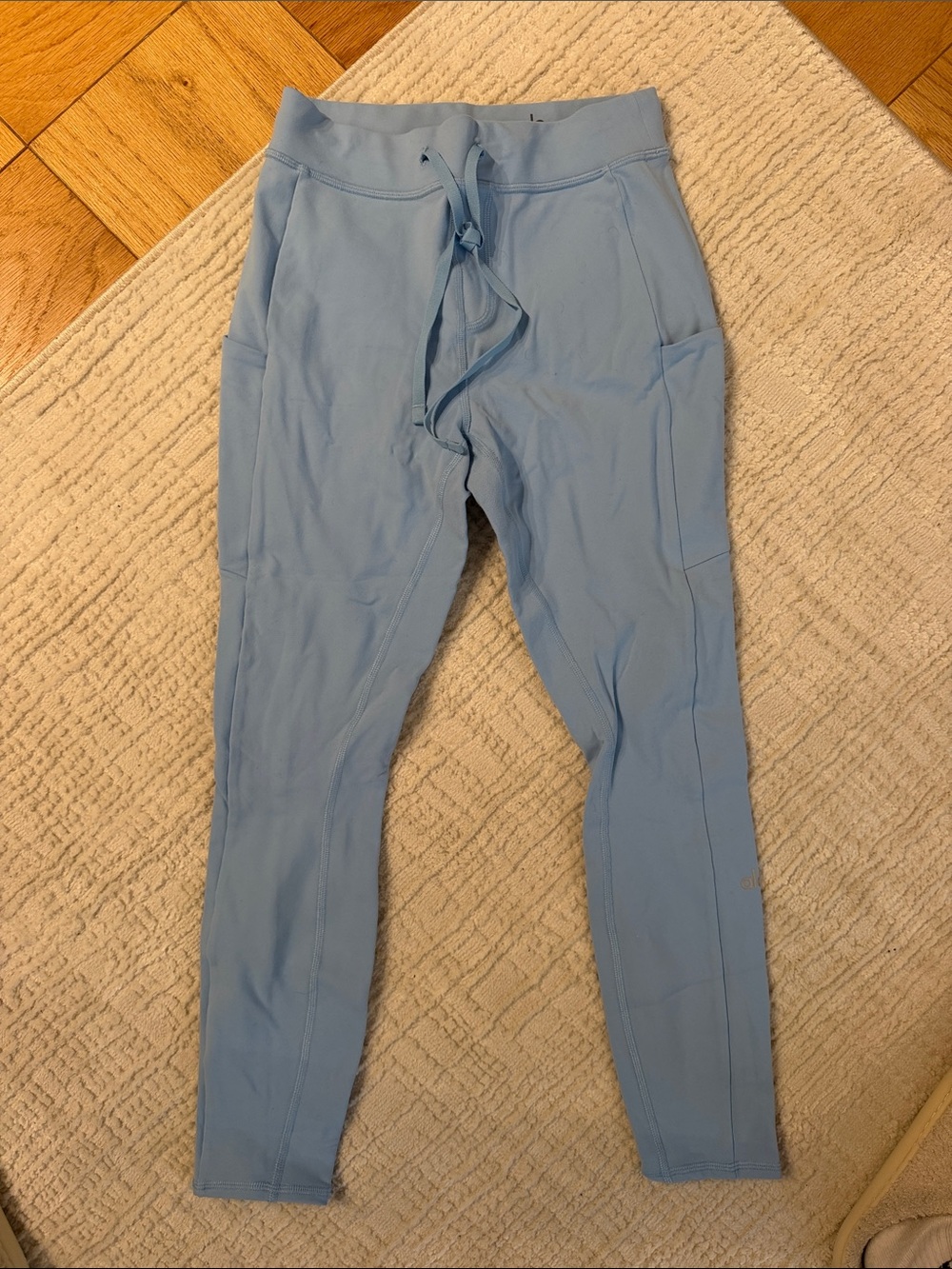 ALO Light Blue Leggings with Drawstring - Women’s